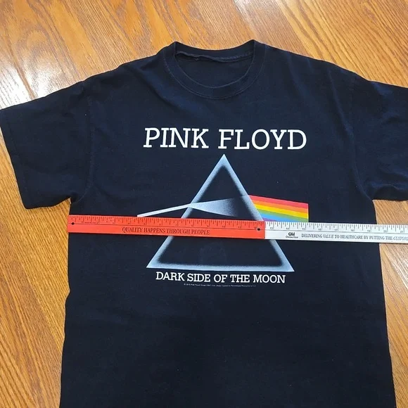 Pink Floyd Dark Side of the Moon Black T-Shirt - Picture 8 of 8